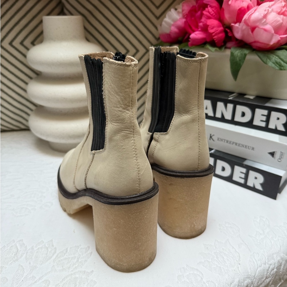 Free People Cream and Black Heeled Chelsea Boots - Picture 9 of 11